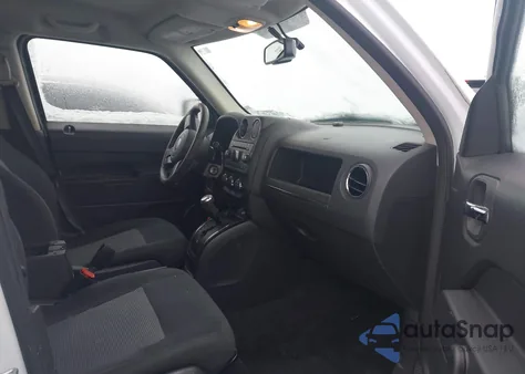 2017 Jeep Patriot Sport Fwd z USA, uszkodzony, nr VIN 1C4NJPBA2HD187439